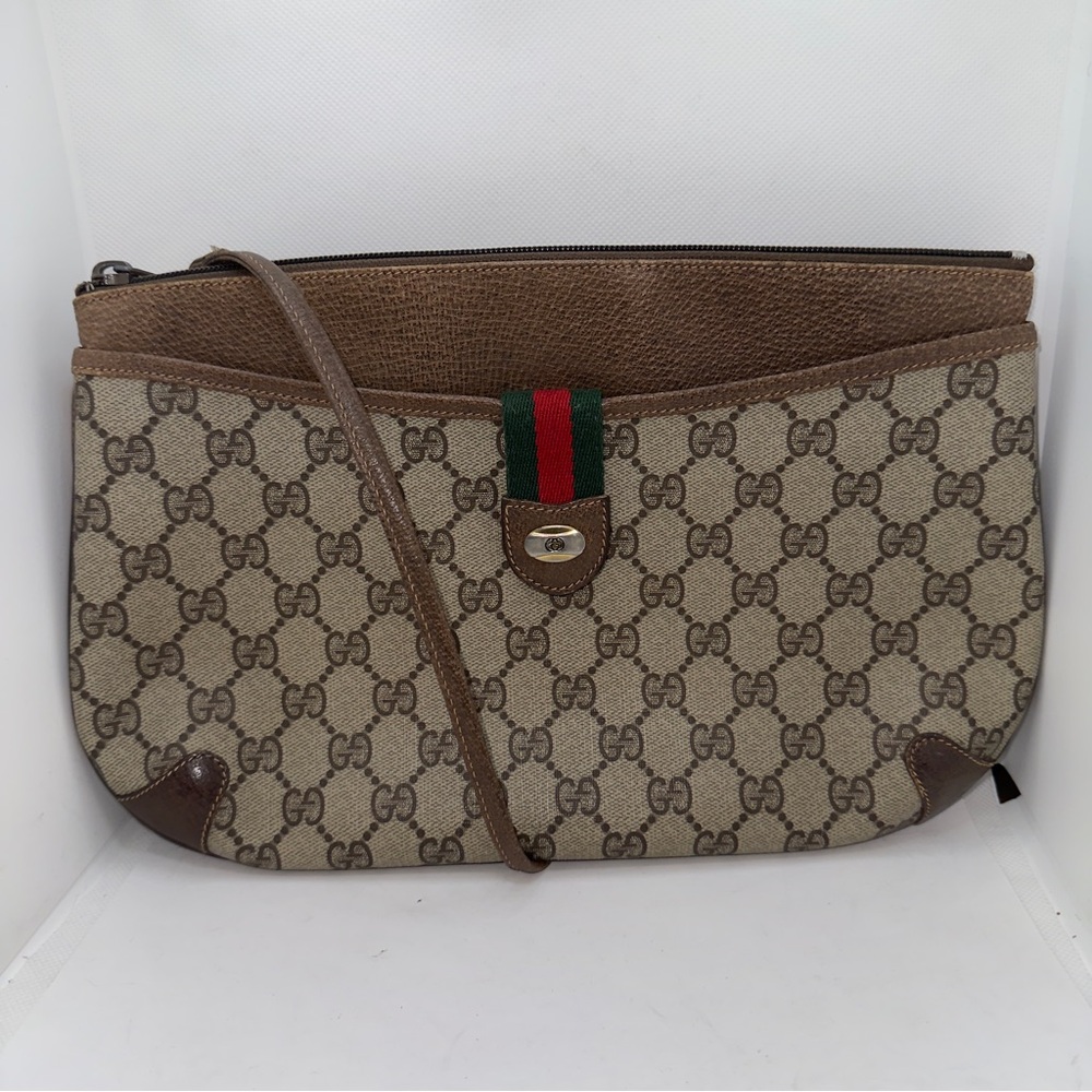 Gucci Vintage GG Supreme Sherry Line Crossbody Bag